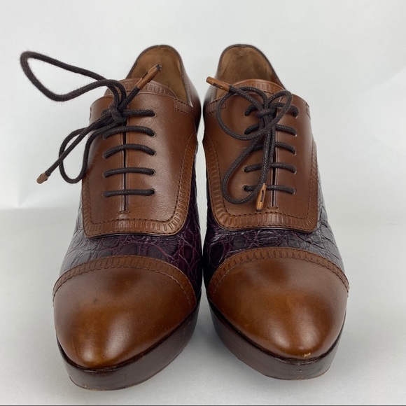 Louis Vuitton Cognac Lace-Up Booties - Picture 4 of 8